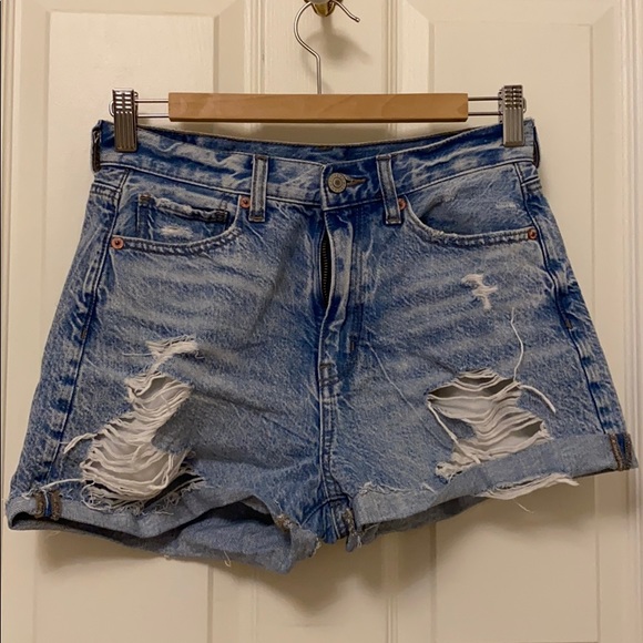 Cute jean shorts - Picture 1 of 3